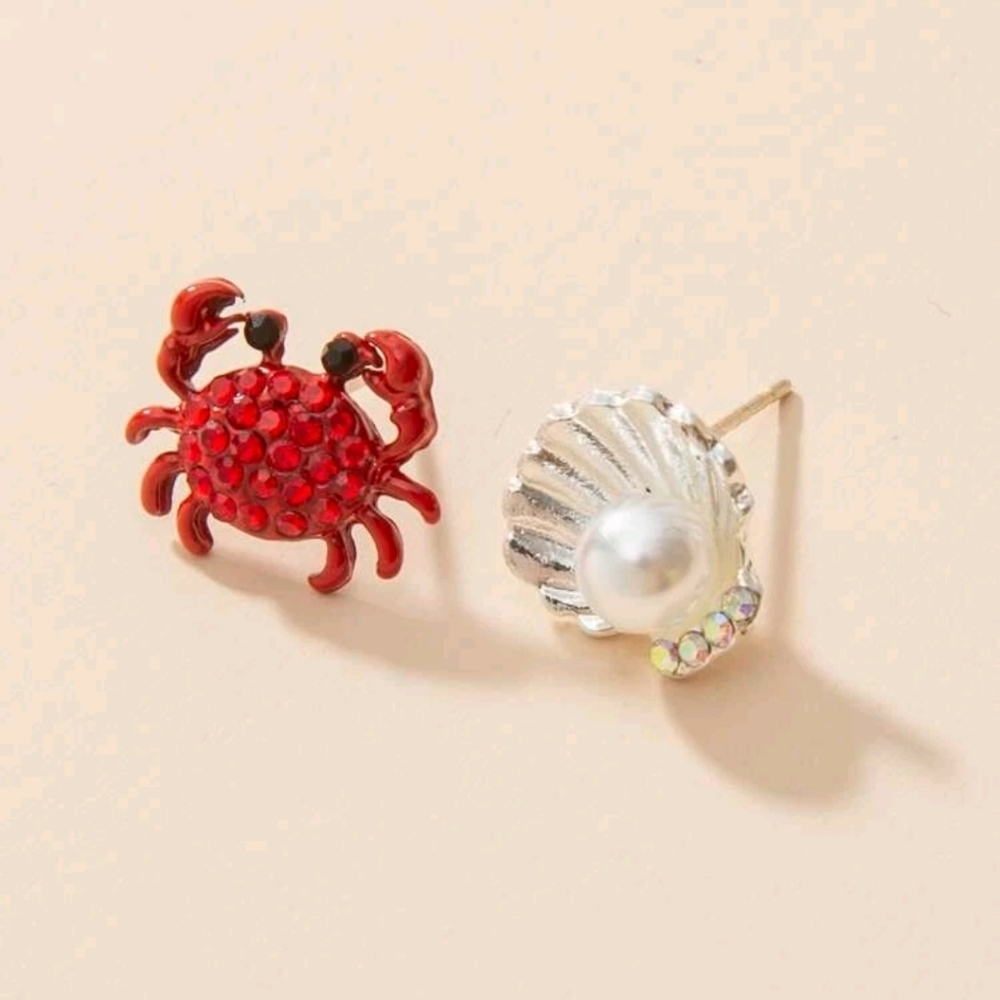 NEW! Summer Mismatch  stud earrings